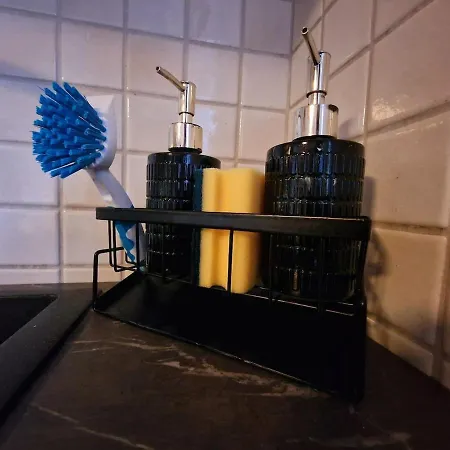 Gemuetliche Ueber 2 Etagen Appartamento Jüchen