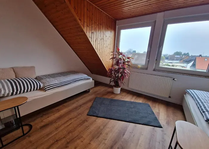 Gemuetliche Ueber 2 Etagen * Jüchen